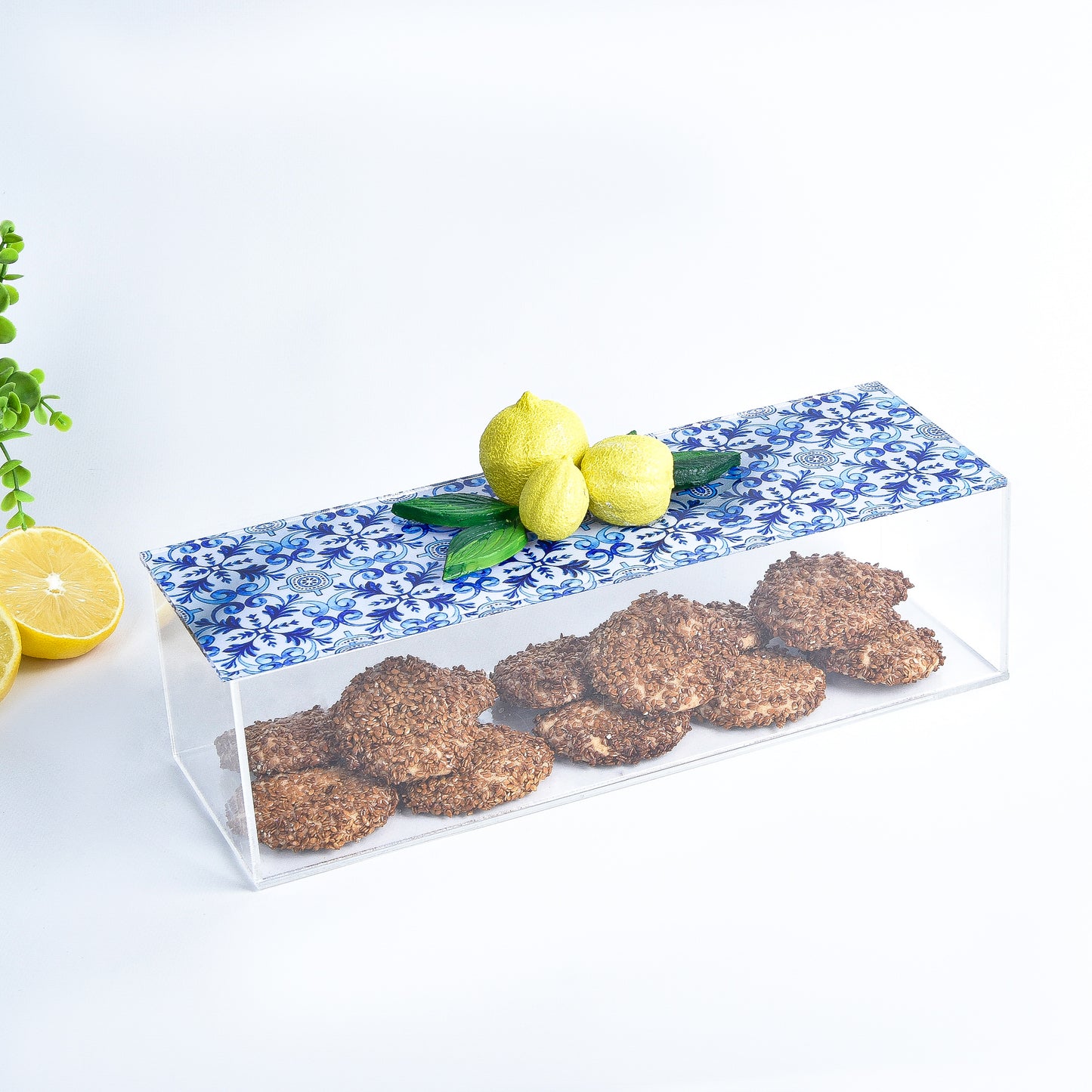 Fresh Lemones with Blue Plexi Box 30X10CM