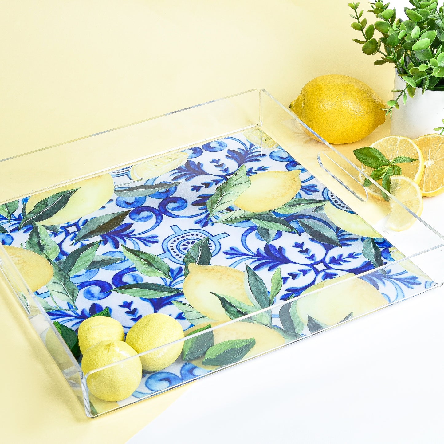 Fresh Lemones with Blue Plexi Tray 30X30CM
