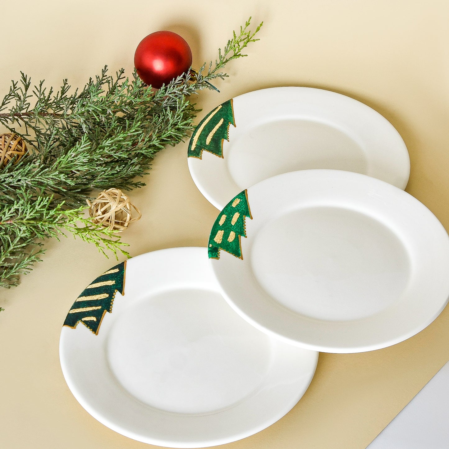 Evergreen Tree Accents with a Touch of Gold – Dessert Plates (Set of Six)