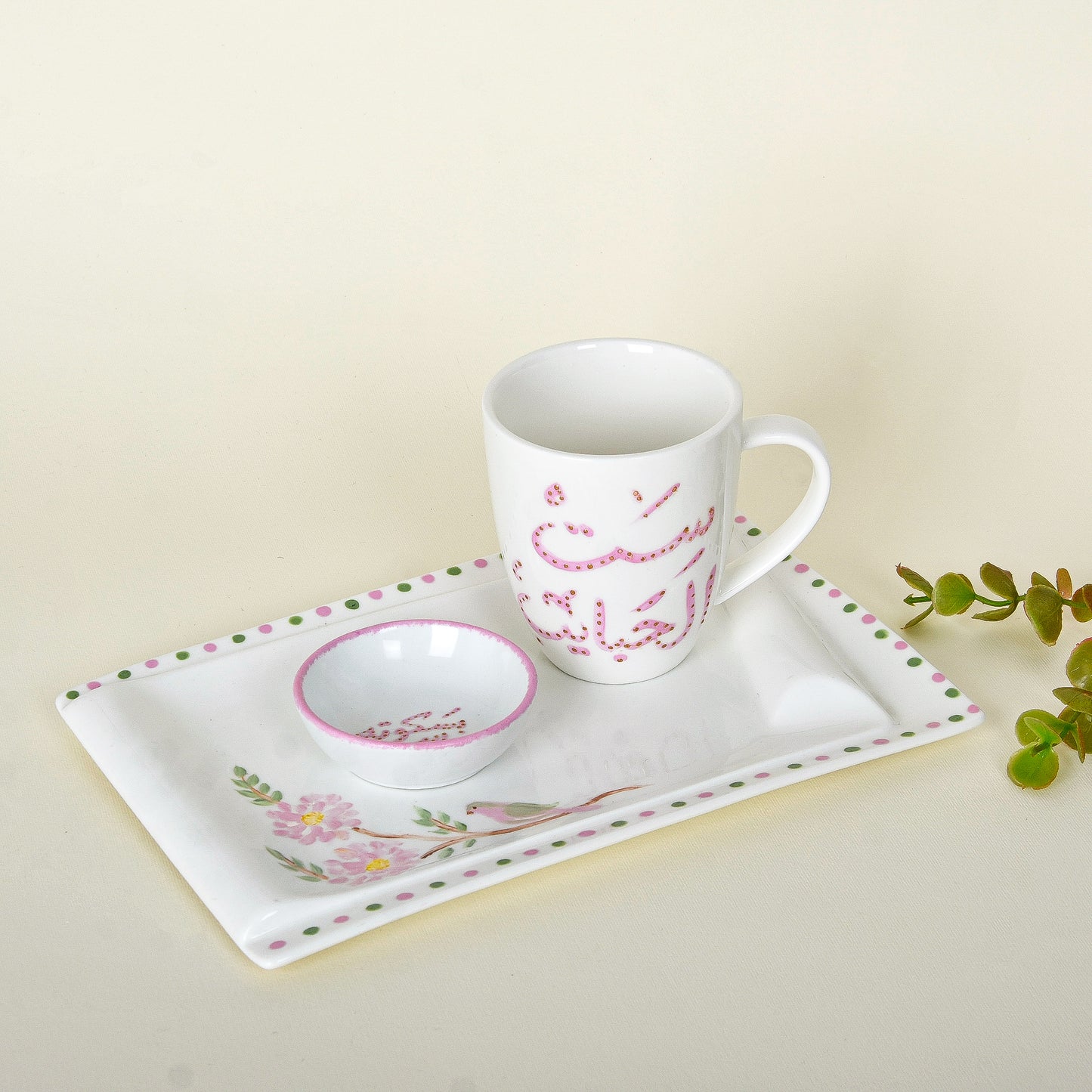Pink Blossom Bird – Mother’s Day Hand-Painted Mug Gift Set with Porcelain Tray (Sit El Habayeb)