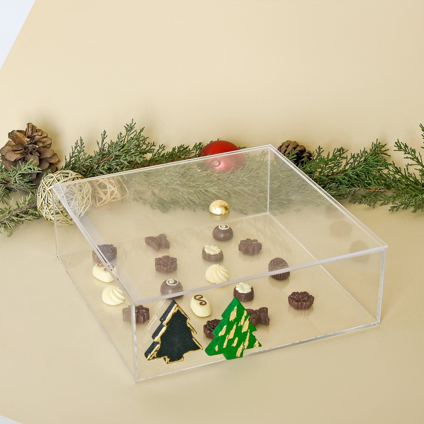 Evergreen Tree Accents – Square Acrylic Box