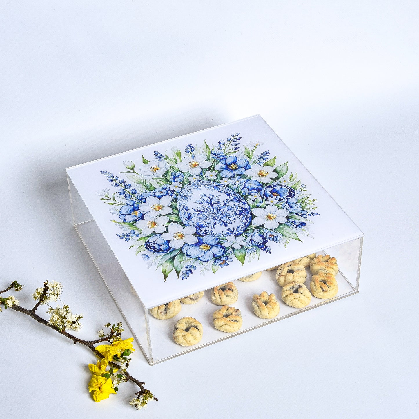 Flowery Blue Easter Eggs Plexi Square Box