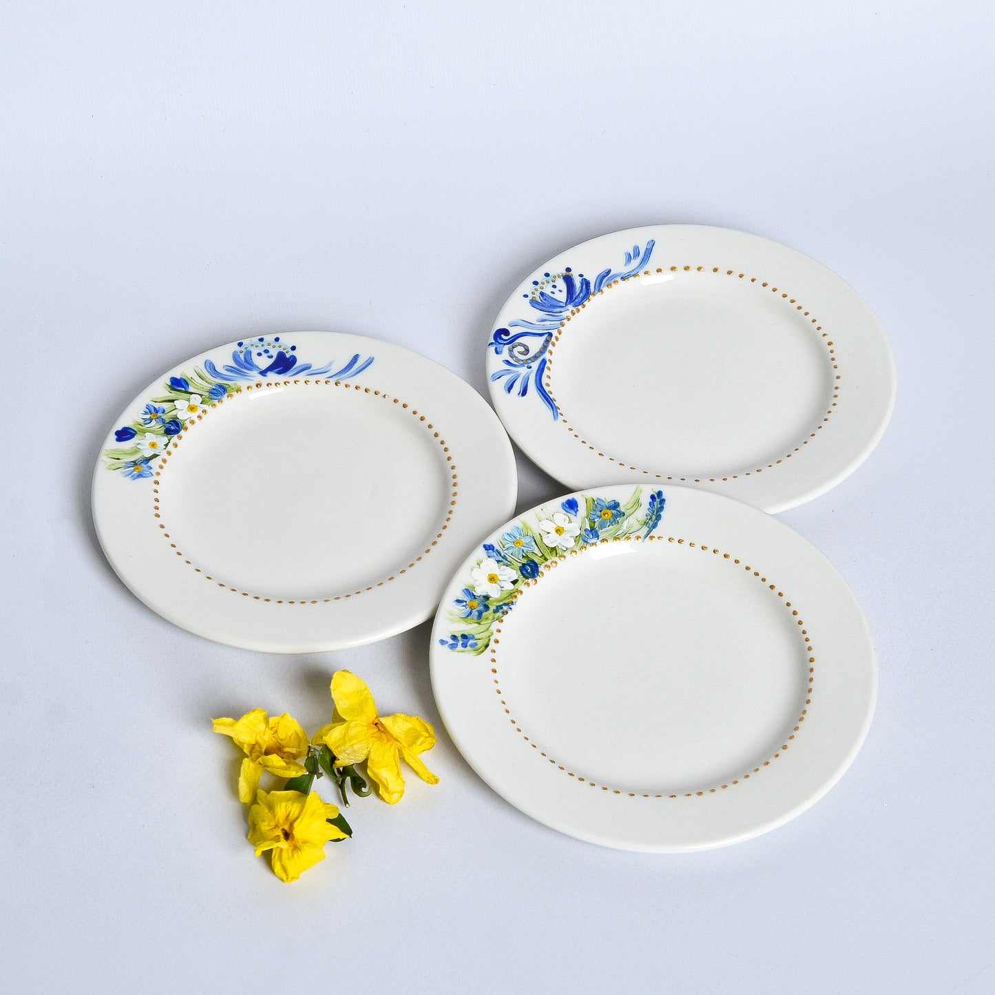 Flowery Blue Easter Eggs Dessert Plates set of six