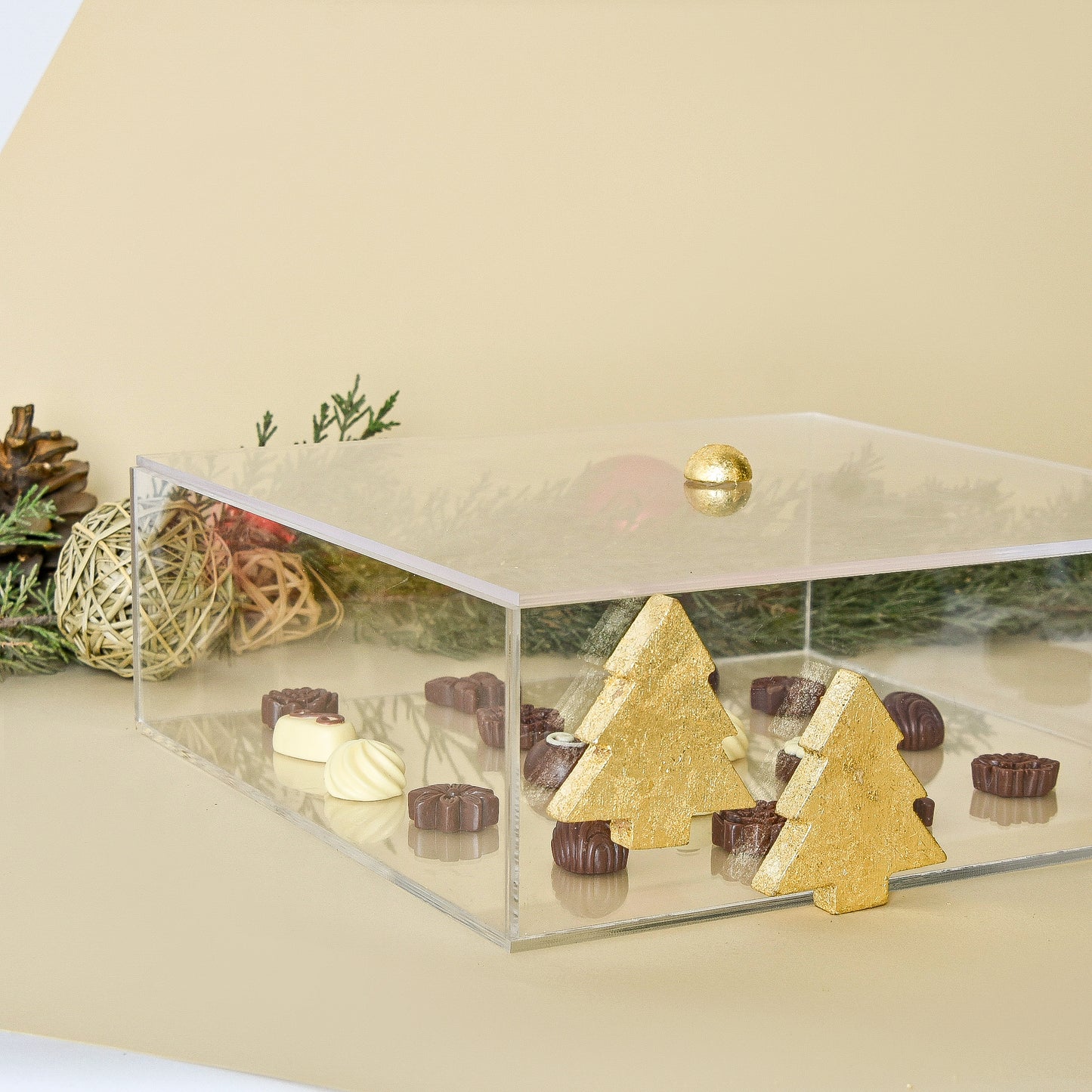 Gold Christmas Tree Accents – Square Acrylic Box